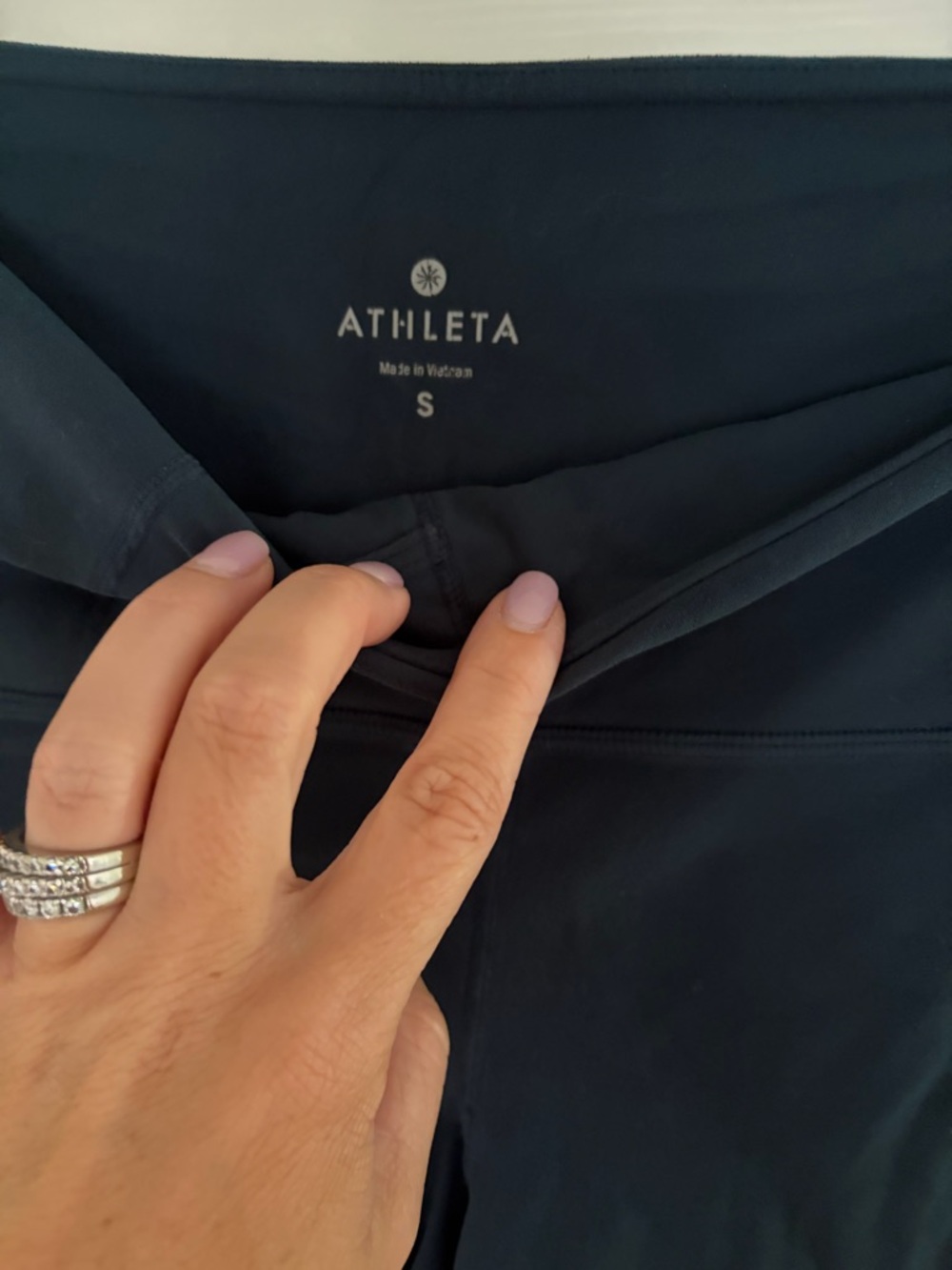 Athleta Elation 7/8 Leggings with Side Pockets - Teal Blue - Picture 3 of 4